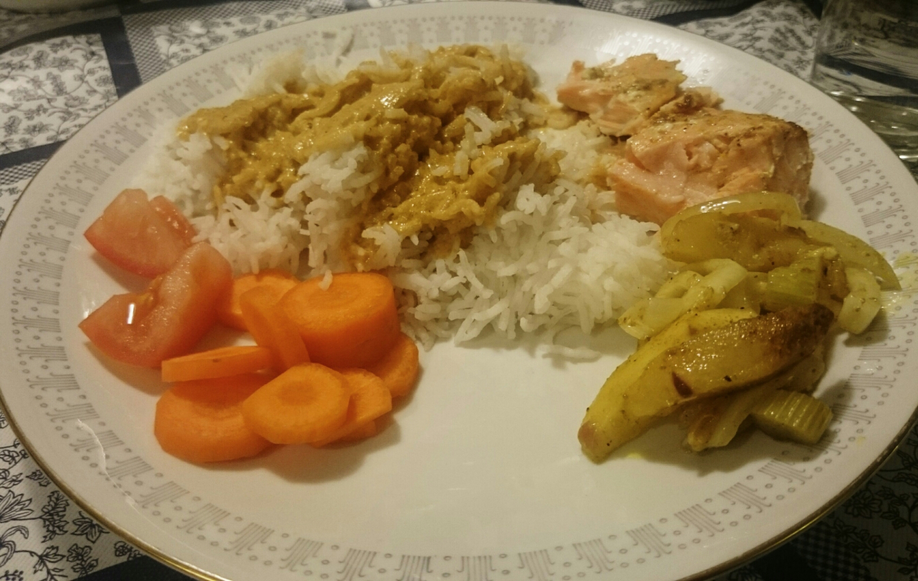 Lax i ugn med fänkål och äpple - BakingBabies